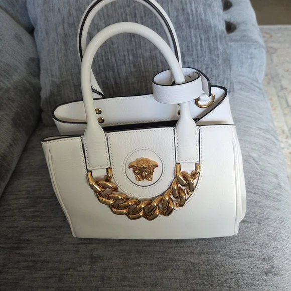 Versace White and Gold Women's Bag - Picture 6 of 9